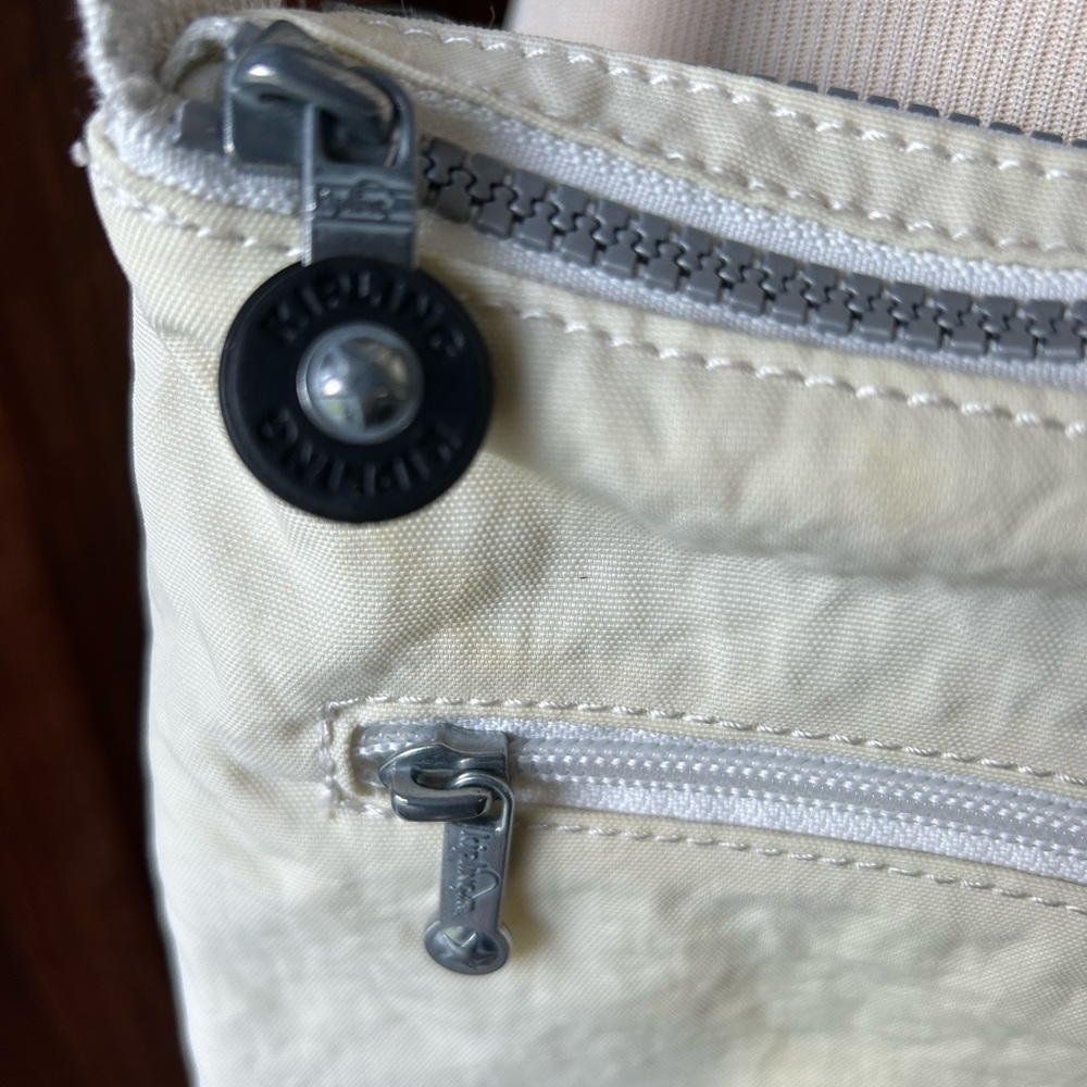 Kipling Crossbody Bag lightweight - Picture 5 of 15